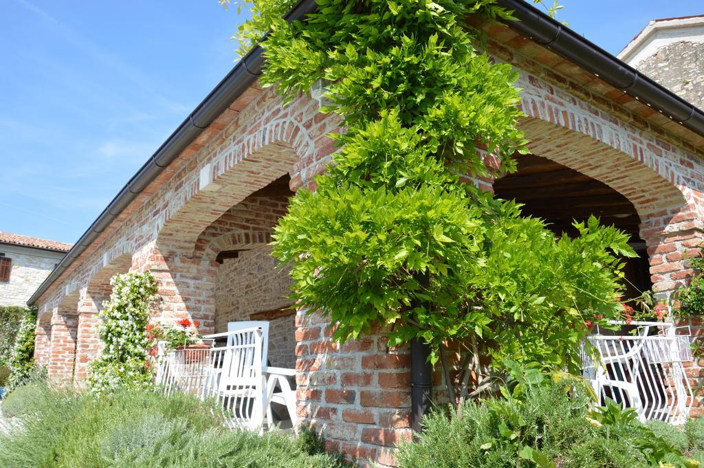 Vila Aurelia *